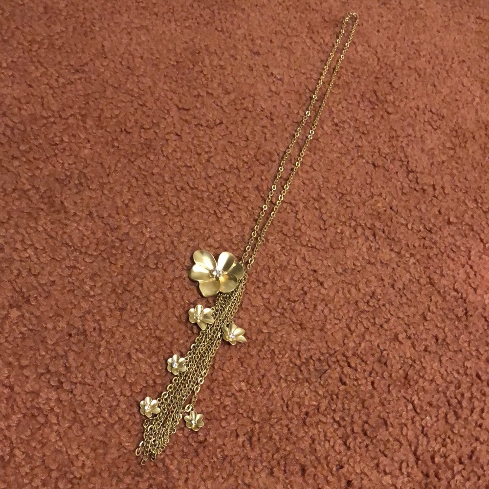 Stunning Rhinestone Flower Tassel Necklace - Picture 5 of 5